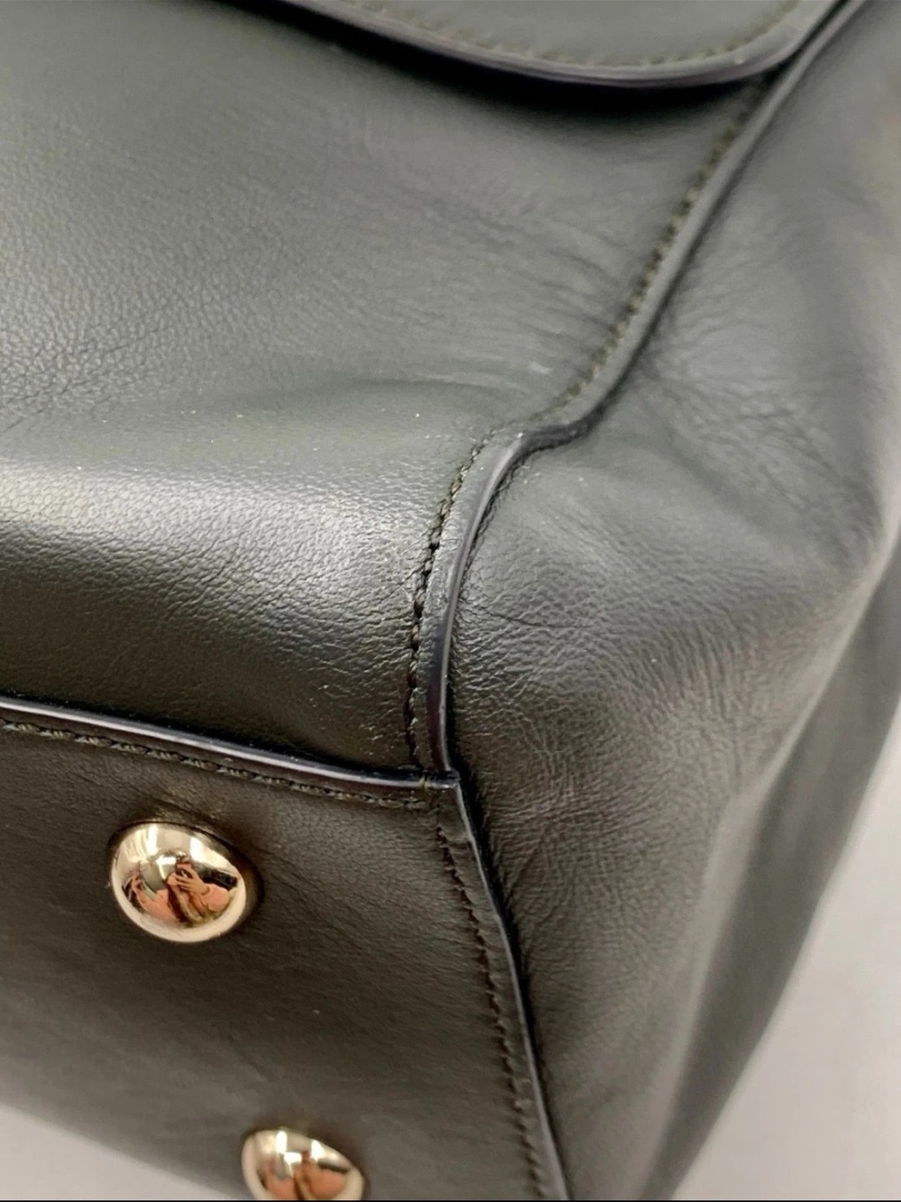 Mulberry Black Leather Satchel with Gold-Tone Plaque - Picture 7 of 14